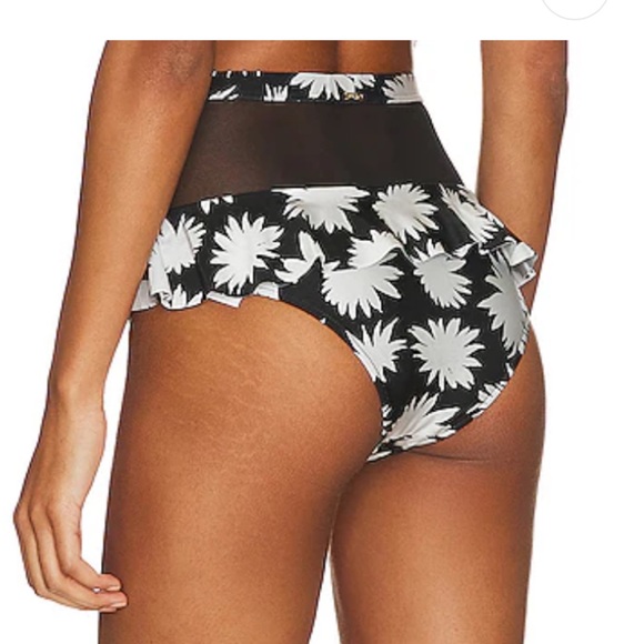 New Patbo Dahlia high rise bikini bottom - Picture 2 of 7